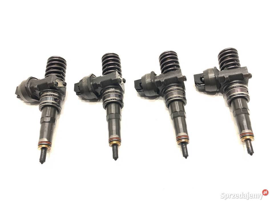 WTRYSKIWACZE KOMPLET VW GOLF V 38130073BN 19 105