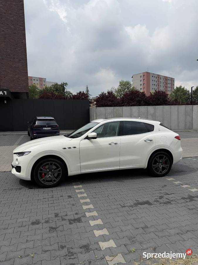 Maseratti Levante SQ4 zadbany egzemplarz Katowice