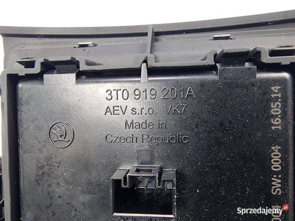 PANEL SKODA SUPERB II 3T0919201A osobowe