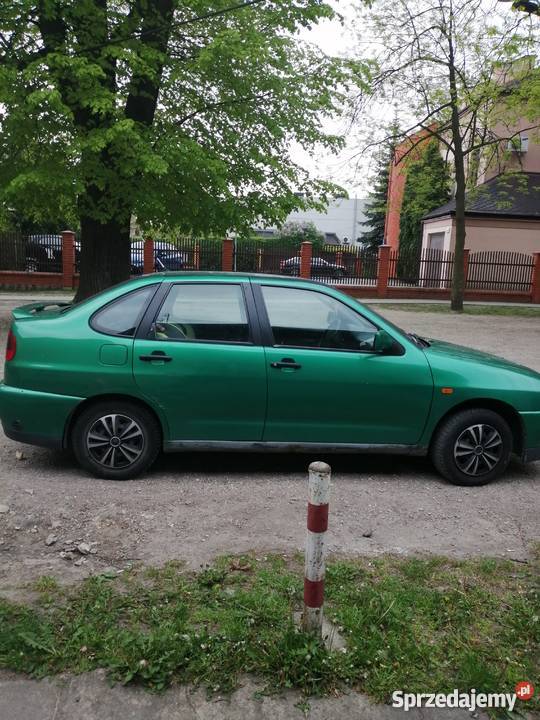 SEAT Cordoba 16 z gazem długie opłaty benzyna+LPG Piotrków Trybunalski