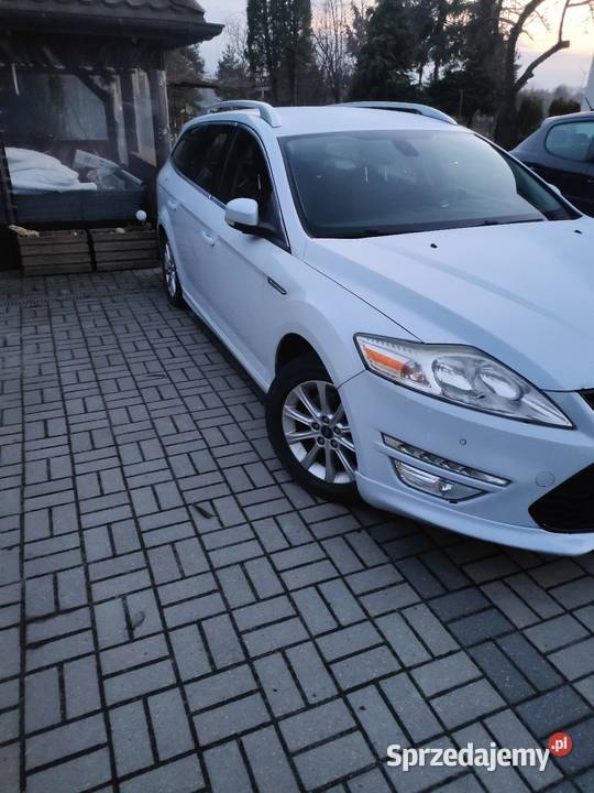 Ford Mondeo 2011 benzyna biała perła autoalarm Koluszki