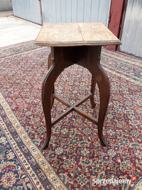 Stolik kwietnik sprzedam Borówno