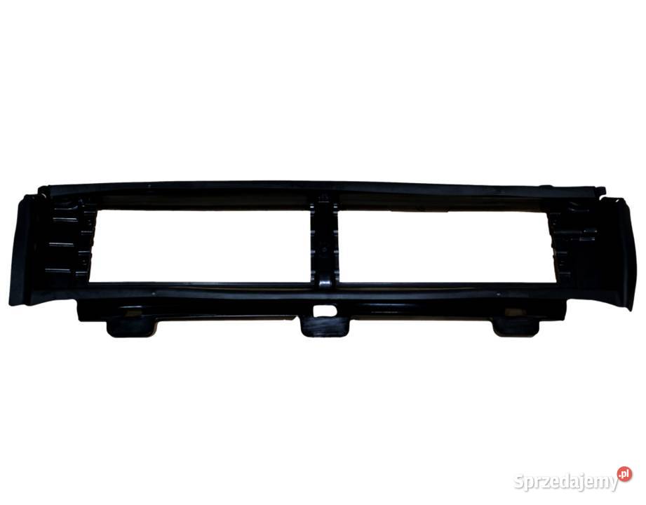 VOLVO XC60 II wlot dolna kierownica powietrza OE Bielany Wrocławskie