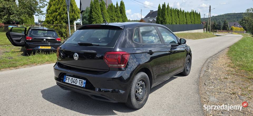 Volkswagen polo 10 mpi lekko uszkodzony benzyna sprzedam