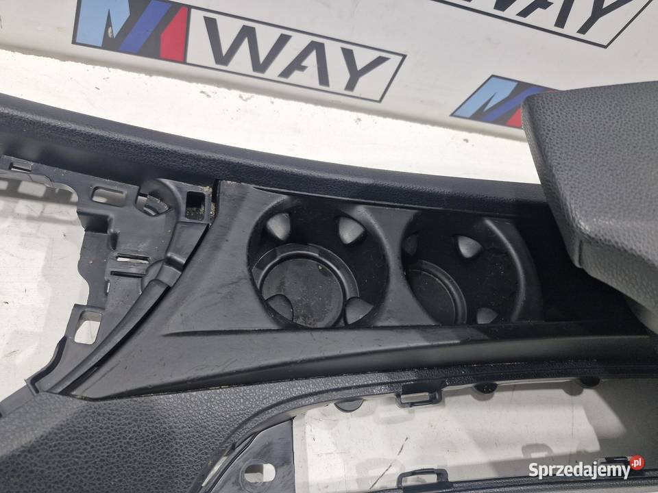 BMW E81 E87 LCI TUNEL ŚRODKOWY PODŁOKIETNIK