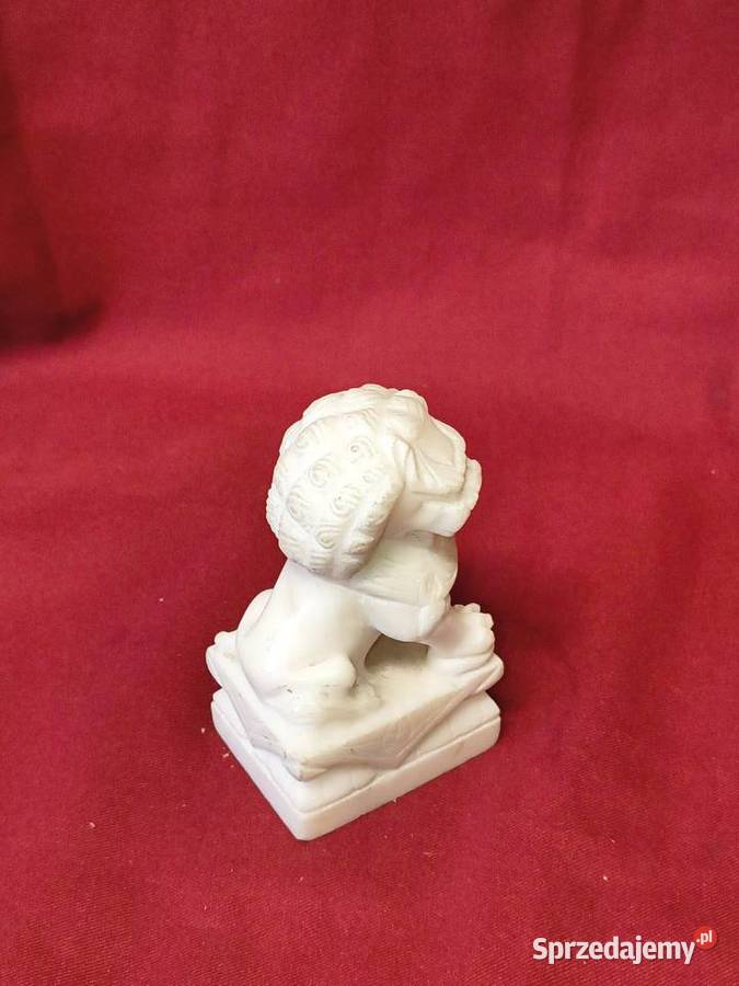Foo Dog alabaster figurka Chorzew