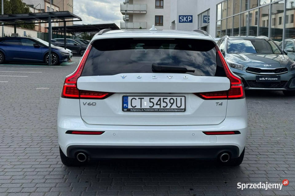Volvo V60 20 turbo benzynaniski przebiegautomat