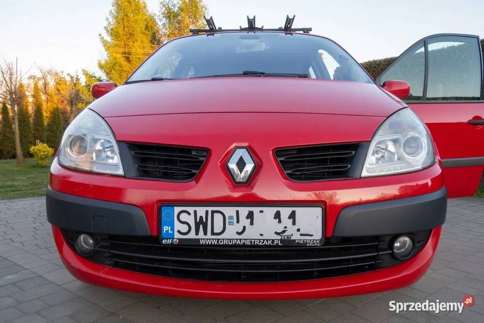 Renault Grand Scenic II FL ph2 2007r 19DCi 130 Rok produkcji 2007 Scenic