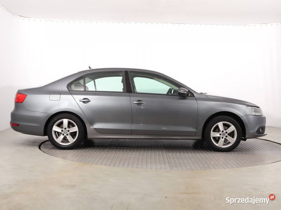 VW Jetta 16 TDI