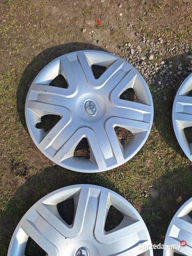 Kołpaki 16 Toyota Oryginalne 4 sztuki Kranów sprzedam