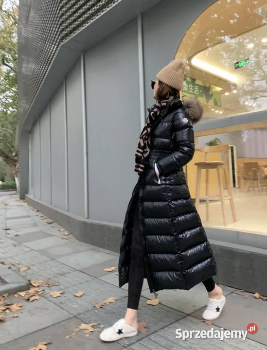 Długi płaszcz puchowy Moncler Gdynia sprzedam