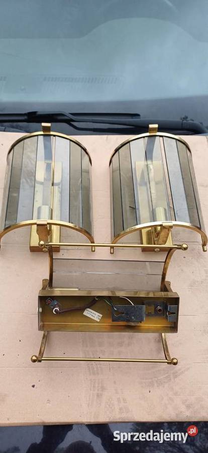 Lampa ścienna z barwionego szkła Mosiądz Vintage Boguszów-Gorce sprzedam