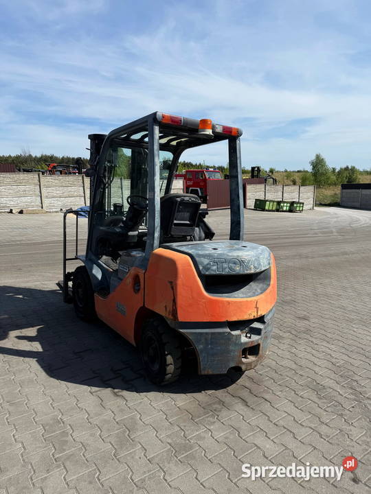 wózek widłowy TOYOTA 8FDF25 Diesel TRIPLEX 47m Działoszyn
