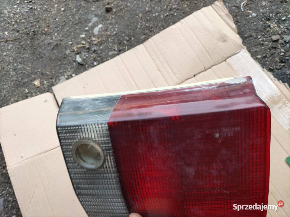 AUDI 80 B3 B4 KOMBI LAMPA TYŁ TYLNA PRAWA KLAPA lubelskie Kamień-Kolonia sprzedam