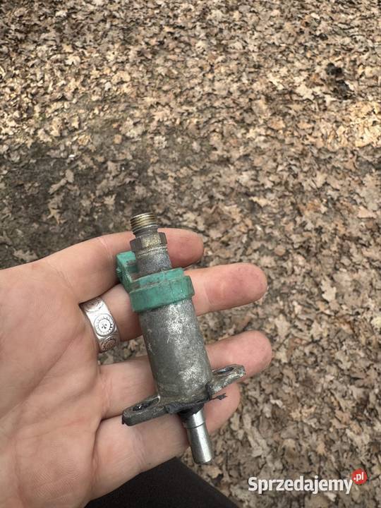 Wtryskiwacz rozruchowy w124 23 m102