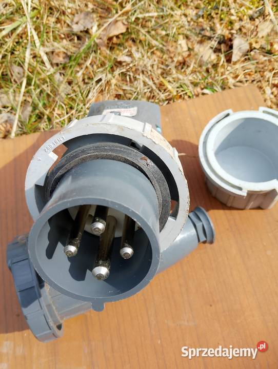 Gniazdo stałe siłowe skręcane hermetyczne 32A podkarpackie