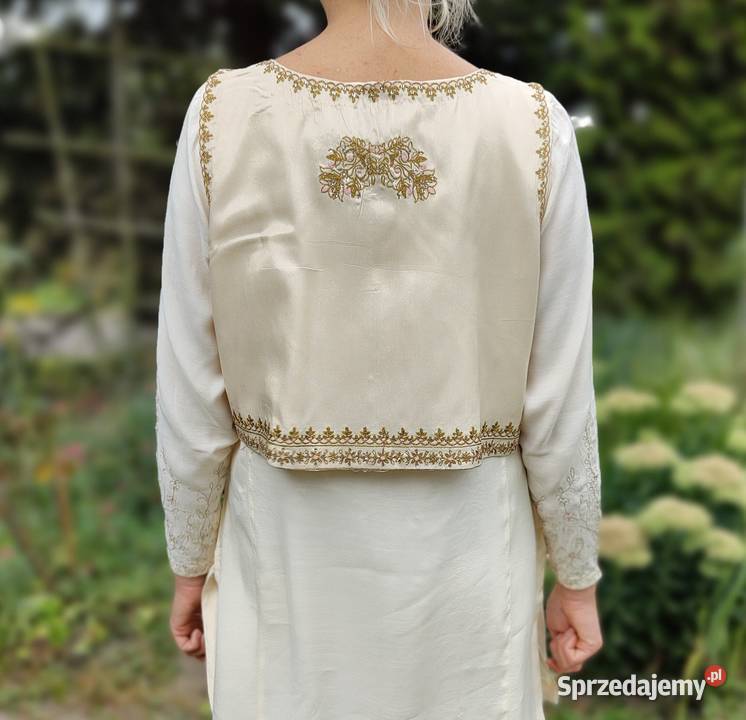 Biała kermowa kamizelka XL 44 złoty haft boho Rozmiar 42(XL) zachodniopomorskie Szczecin