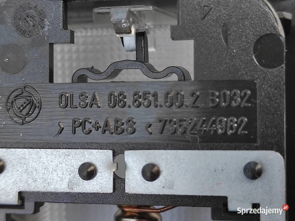 LAMPKA PODSUFITKI BAGAŻNIK ALFA ROMEO 147 937 3D Nowy Tomyśl