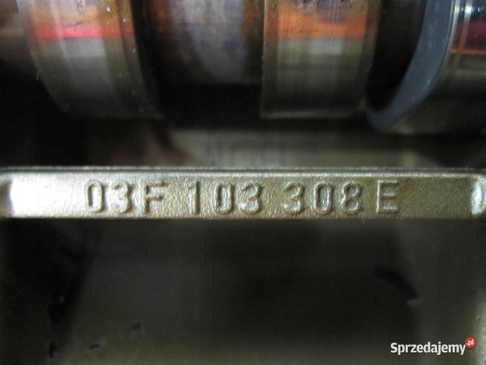 AUDI SEAT 12 TSI CBZ 86 pokrywa zaworów wałek