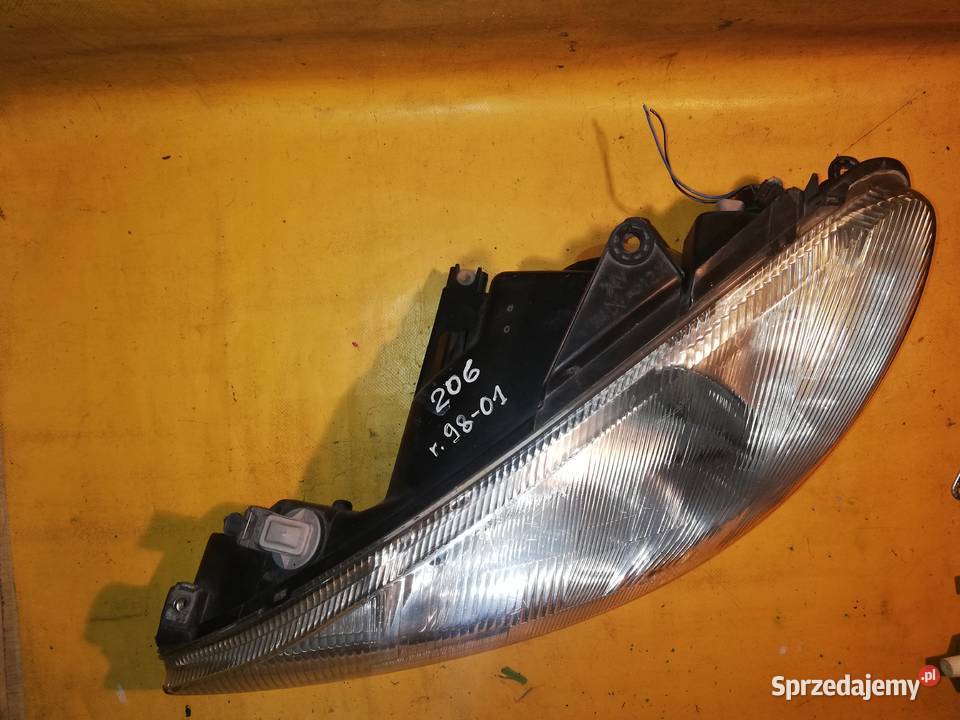 lampa przód lewa Peugeot 206 r9901 Piotrków Trybunalski sprzedam