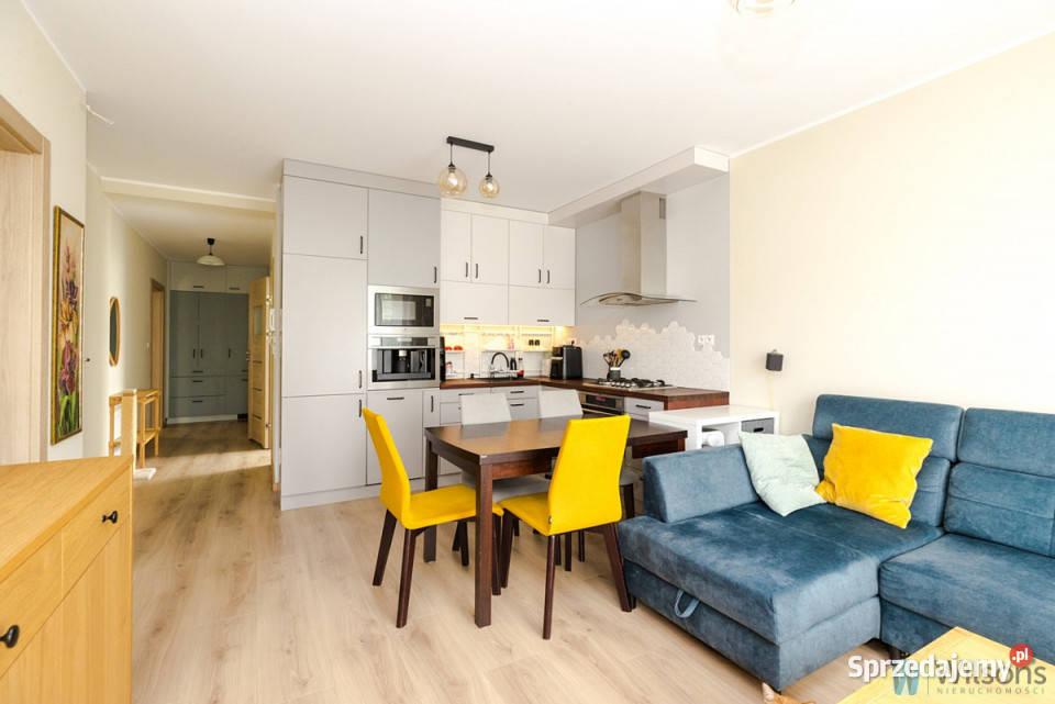 Mieszkanie 140m2 6 pokojowe Marki Ceglana apartamentowiec