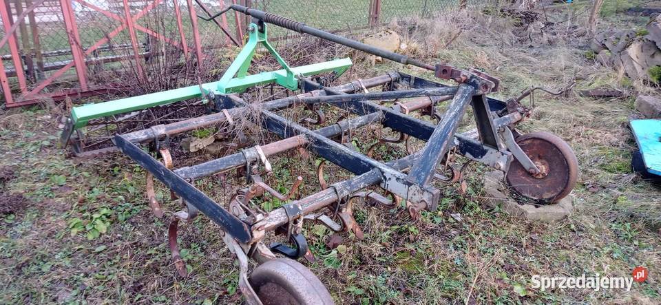 Kultywator 15 zębów z wałkiem podlaskie Lipina sprzedam