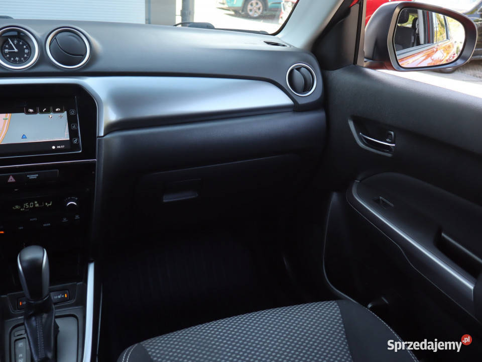 Suzuki Vitara 10 BoosterJet światła przeciwmgielne sprzedam