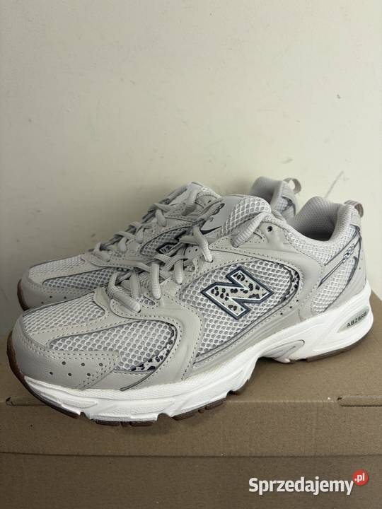 ButySneakersy Balance MR530AAM