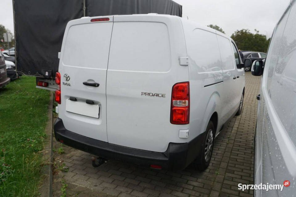Toyota ProAce 20D4D 145 3os 31T salon fVAT serwisowany w ASO Lublin