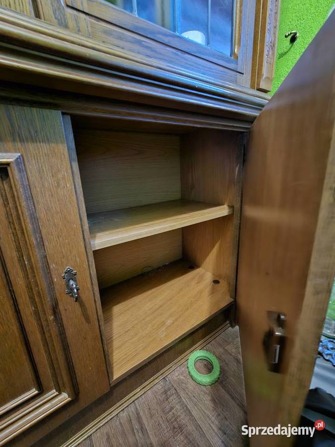 Dębowa witryna z komodą 1730cm