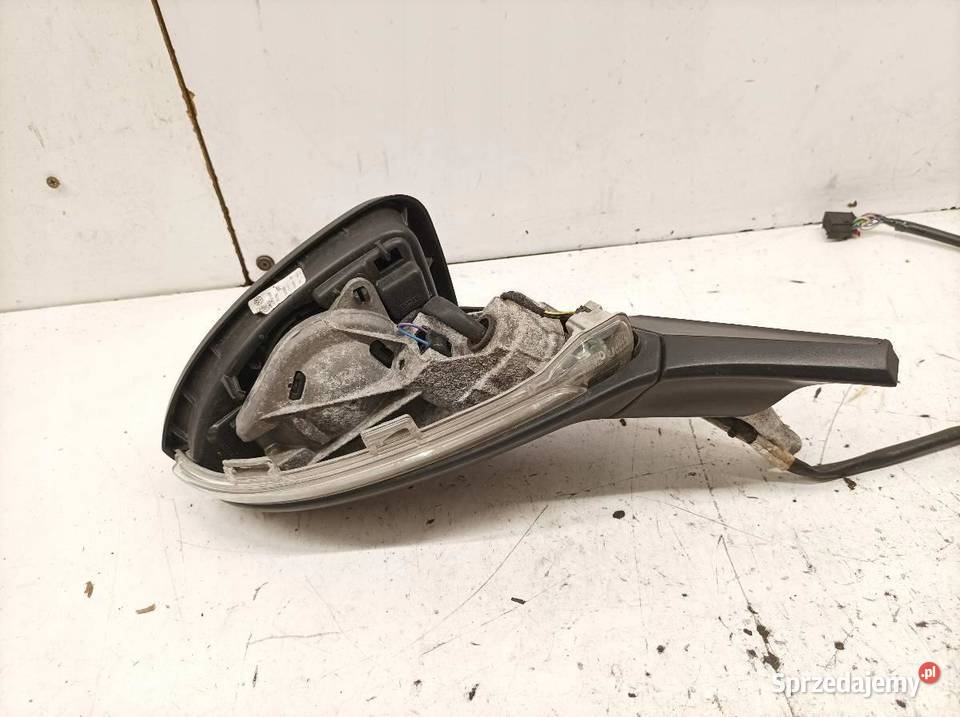 LUSTERKO PRAWE 11PIN EU GTI 021277 VW Volkswagen