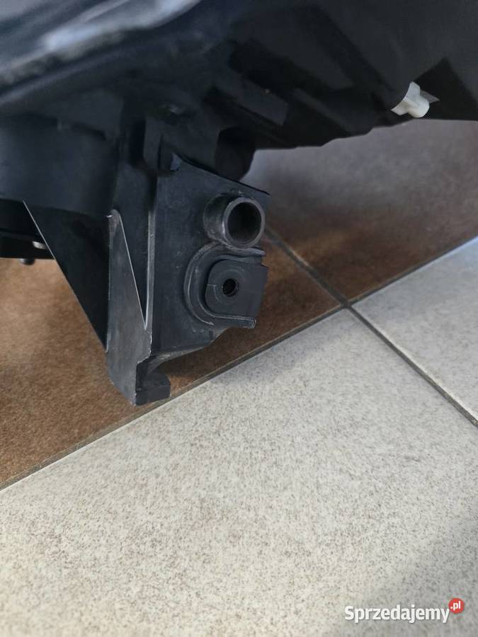 Lampa Ford Kuga MK2 lift oryginał Ford Valeo dolnośląskie Wrocław