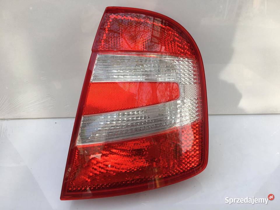 SKODA FABIA 1 LIFT HB PRAWA LAMPA TYŁ