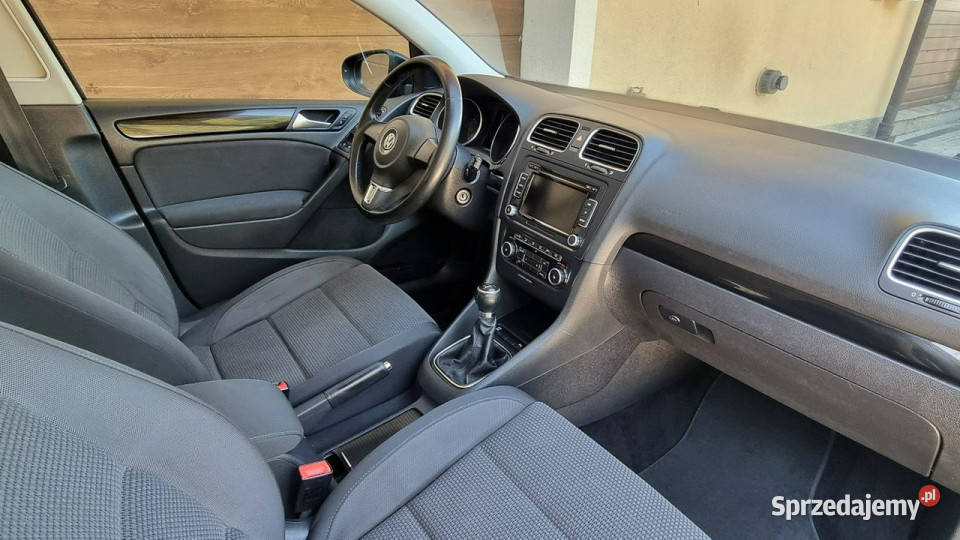 Volkswagen Golf 16 8v Podgrzewane Fotele aluminiowe felgi Płońsk sprzedam