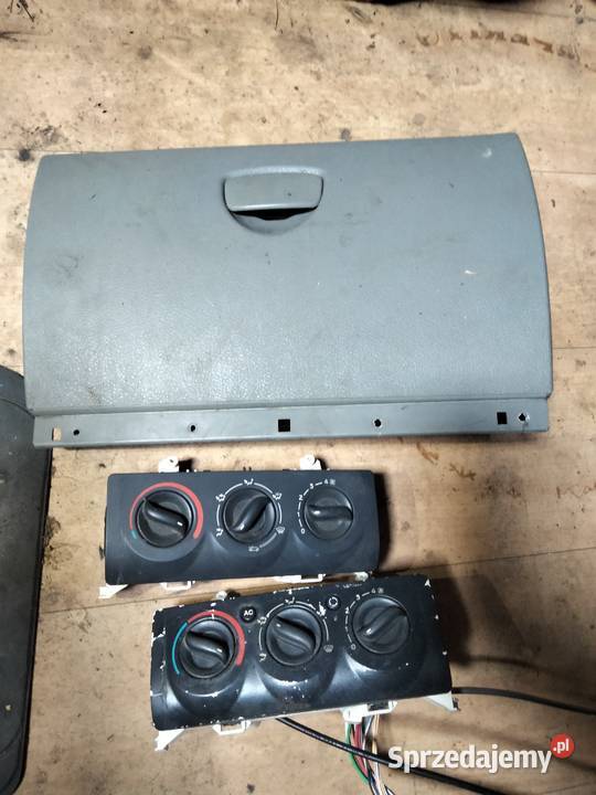 RENAULT CLIO II LIFT zamek centralny drzwi przod Puławy