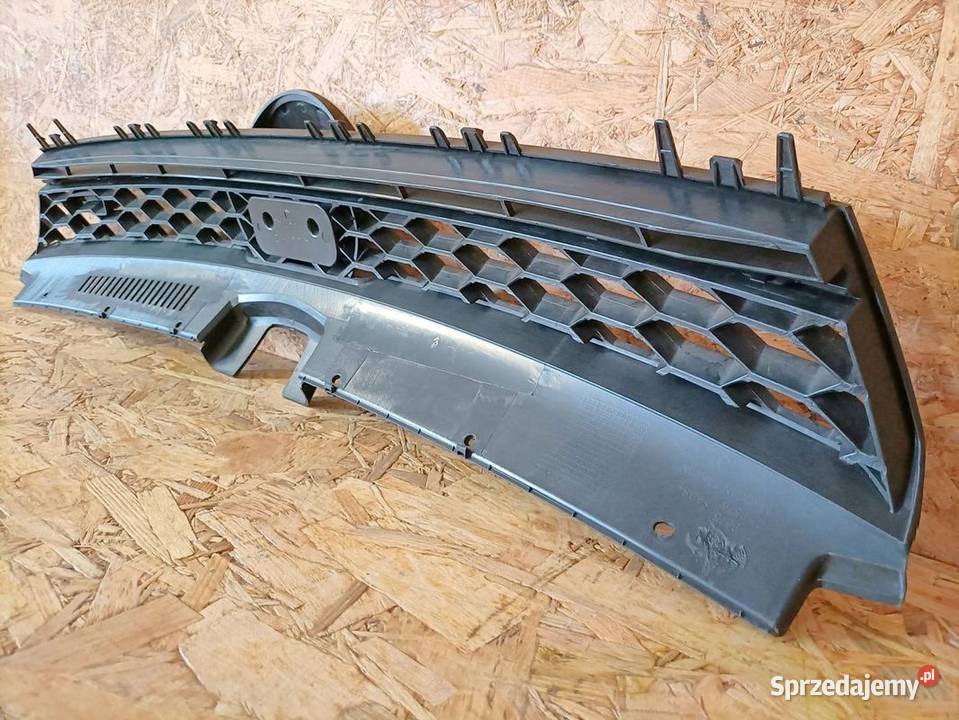 VW GOLF VII GRILL ATRAPA CHŁODNICY ZDERZAK PRZÓD osobowe Pleszew