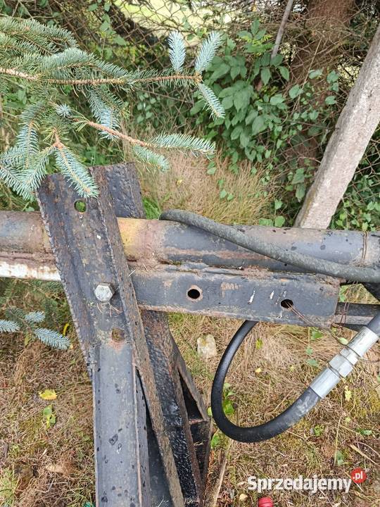 Ładowacz do ciągnika na tył nieuszkodzony Braniewo