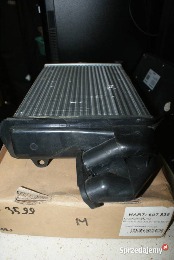 NAGRZEWNICA grzejnik 64118390435 BMW E36 nowa Pozostałe Białobrzegi