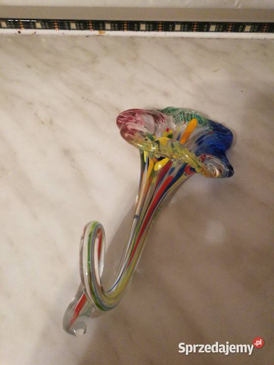 Szklany kolorowy kwiat leżący dekoracja Choszczno