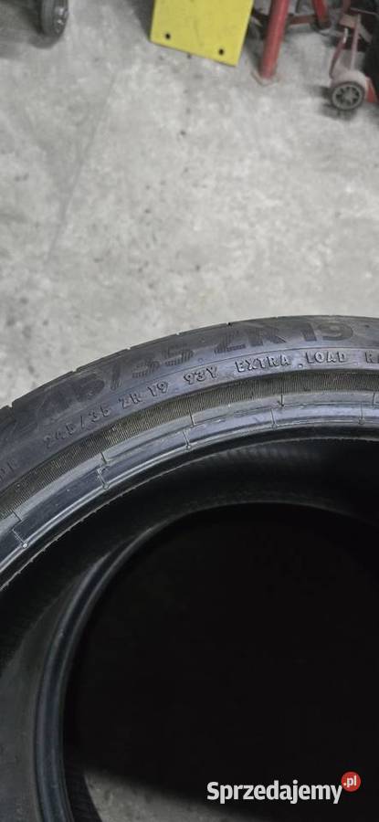 1x Opona letnia Continental 245 35 R19 2023r