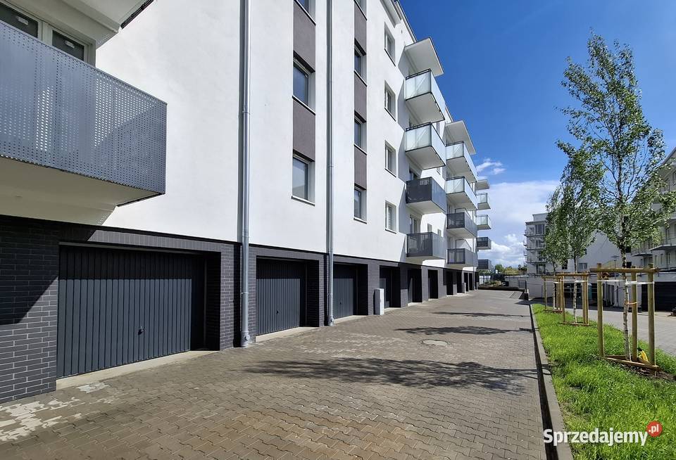 GarażMagazyn 45m2 brama automatyczna sprzedam