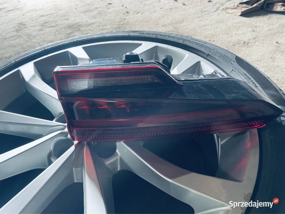 Lampa prawy Audi A4 B9 tył sedan full led matrix Rok produkcji 2019 Połajewko
