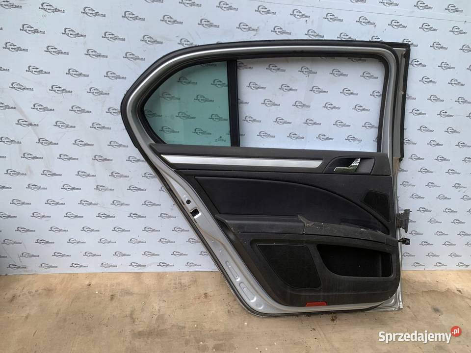 SKODA SUPERB II 10r drzwi lewe tył Kielce