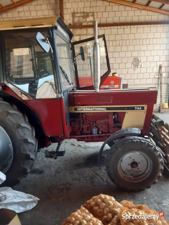 International 744 lubelskie