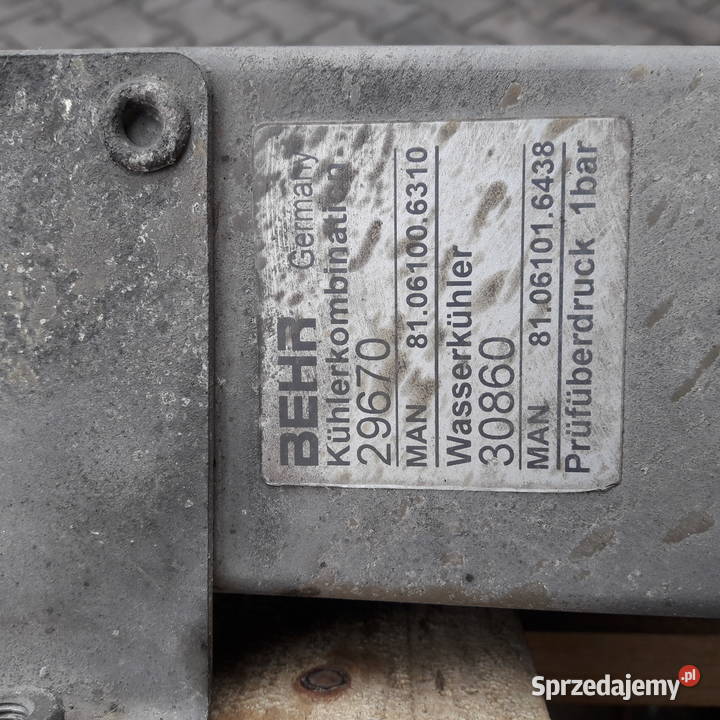 Chłodnica cieczy wody MAN F2000 chłodnice Motoryzacja sprzedam