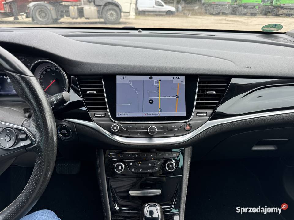 Opel Astra 14 BENZYNA Klimatronik Navi Ledy 122000km Konin