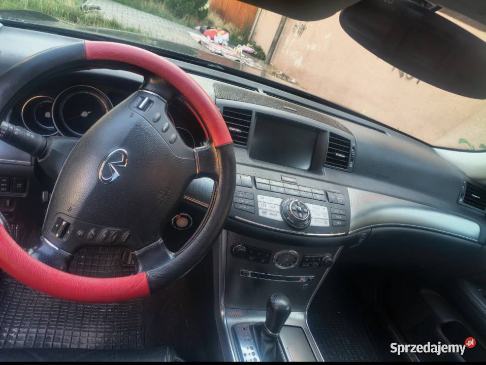 Infiniti M35 230000km