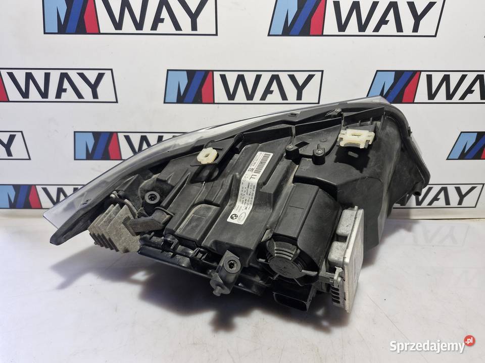 7202589 BMW E90 E91 LAMPA LEWA LEWY PRZÓD BI sprzedam