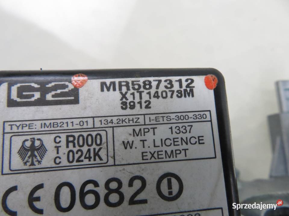 STACYJKA MITSUBISHI OUTLANDER I CUW MR587312 osobowe