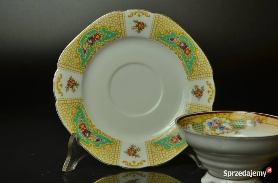 Filiżanka w ciekawej formie Bavaria Legnica